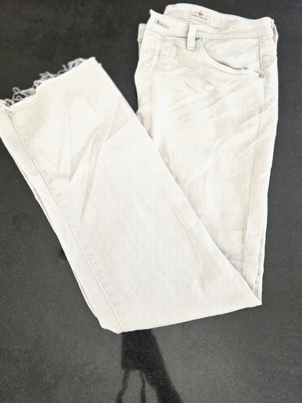 Ag Jodi High-Rise Crop Slim Flare Ecru Beige Raw Hem 29 Denim Jeans 29 Regular